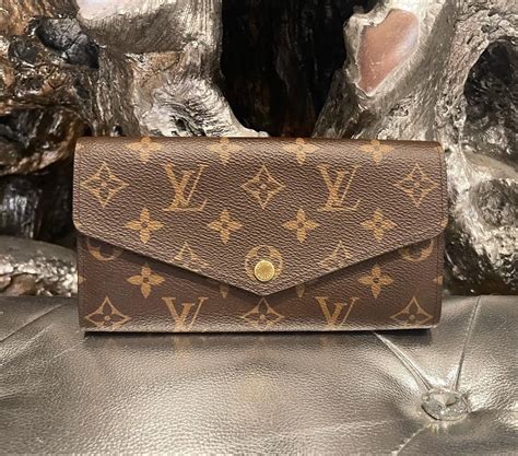 portafogli louis vuitton sarah|Sarah Wallet in Monogram .